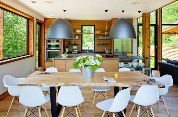 Large pendant lights in the dining room