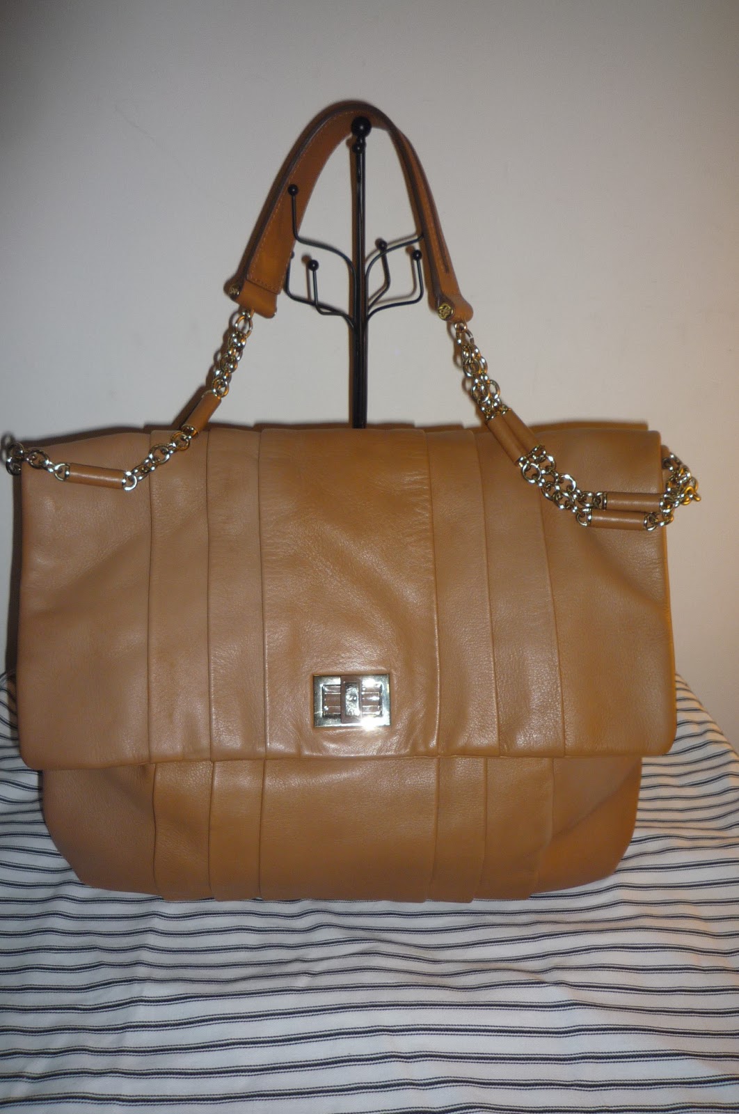 Busybeeroom You ANYA HINDMARCH "GRACIE" SHOULDER BAG
