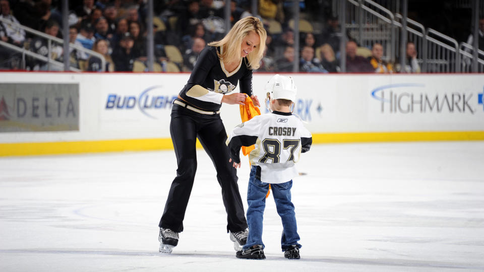 Hockey Cop Archives: Pittsburgh Penguins Ice Crew