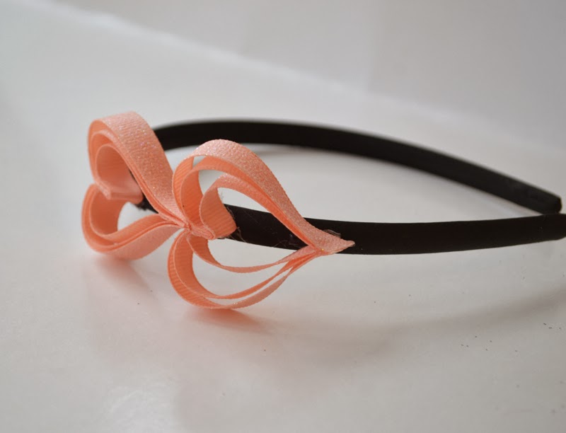 Much Ado About Nothing Triple Heart Hair Bow Ribbon Tutorial