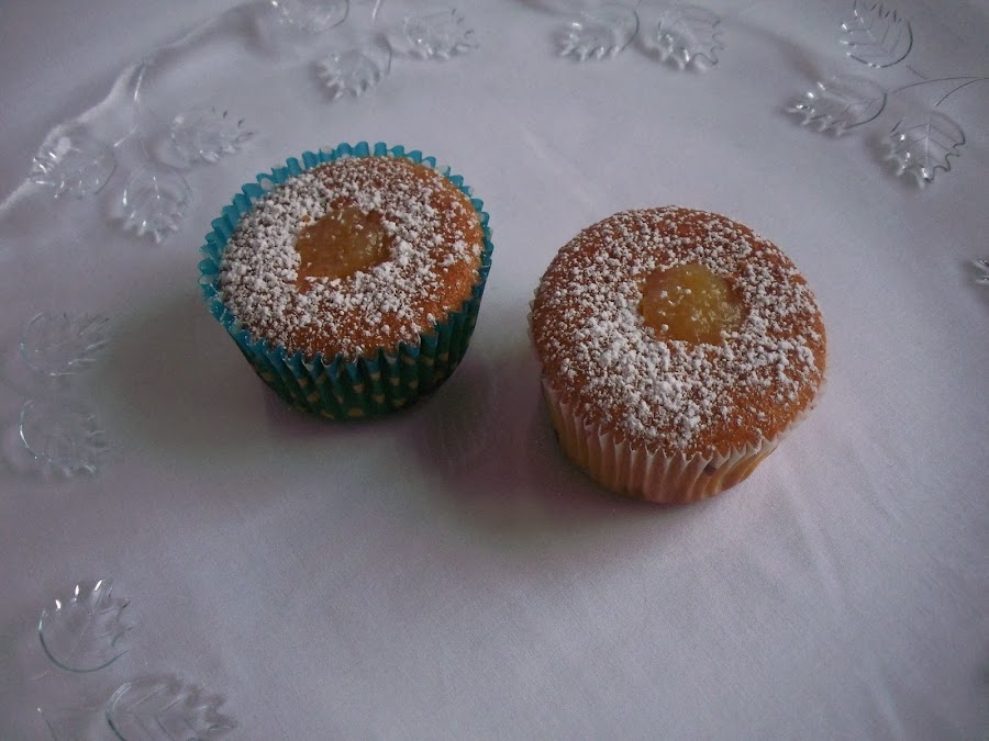 cupcakes-lemon-curd