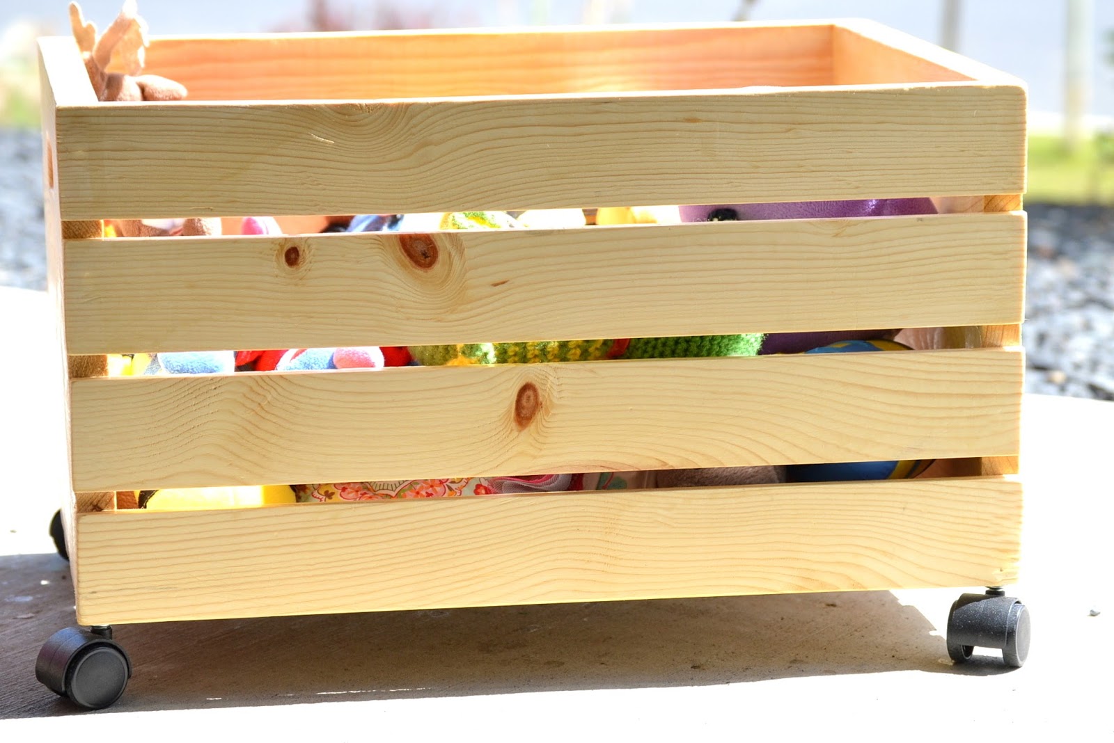 Making Everything Myself Wooden Crate with Wheels
