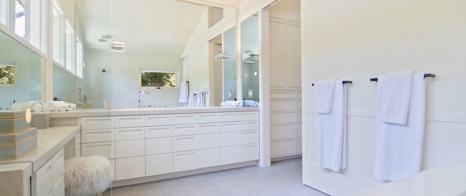 Luxury House Interior Design Tour vs. 1 Thayer Rd Santa Cruz CA | Santa Cruz Homes for Sale