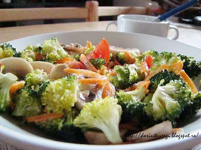 salată de brocoli_raw vegan