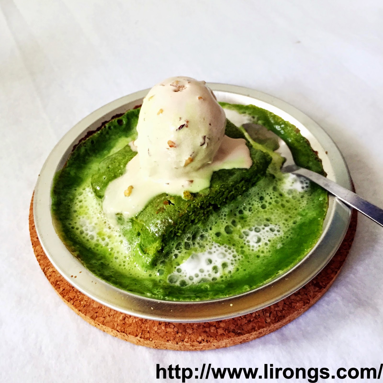 Lirong A singapore food and lifestyle blog Recipe Matcha Brownie