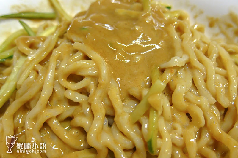 【台北東區】麻膳堂MAZENDO光復店。麻醬配麻辣的平價麵食館 【台北東區】麻膳堂MAZENDO光復店。麻醬配麻辣的平價麵食館