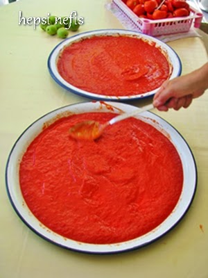 domates kabugundan salca yapimi