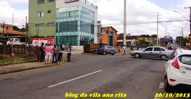 vila ana rita: ACIDENTE COM CAPOTAMENTO NA RUA AFONSO CELSO