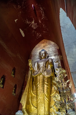 Ananda temple - Bagan - Myanmar - Birmanie
