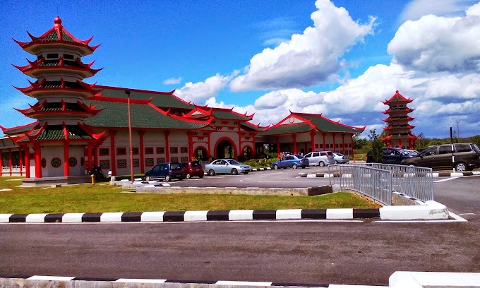 Masjid Cina Melaka di Krubong