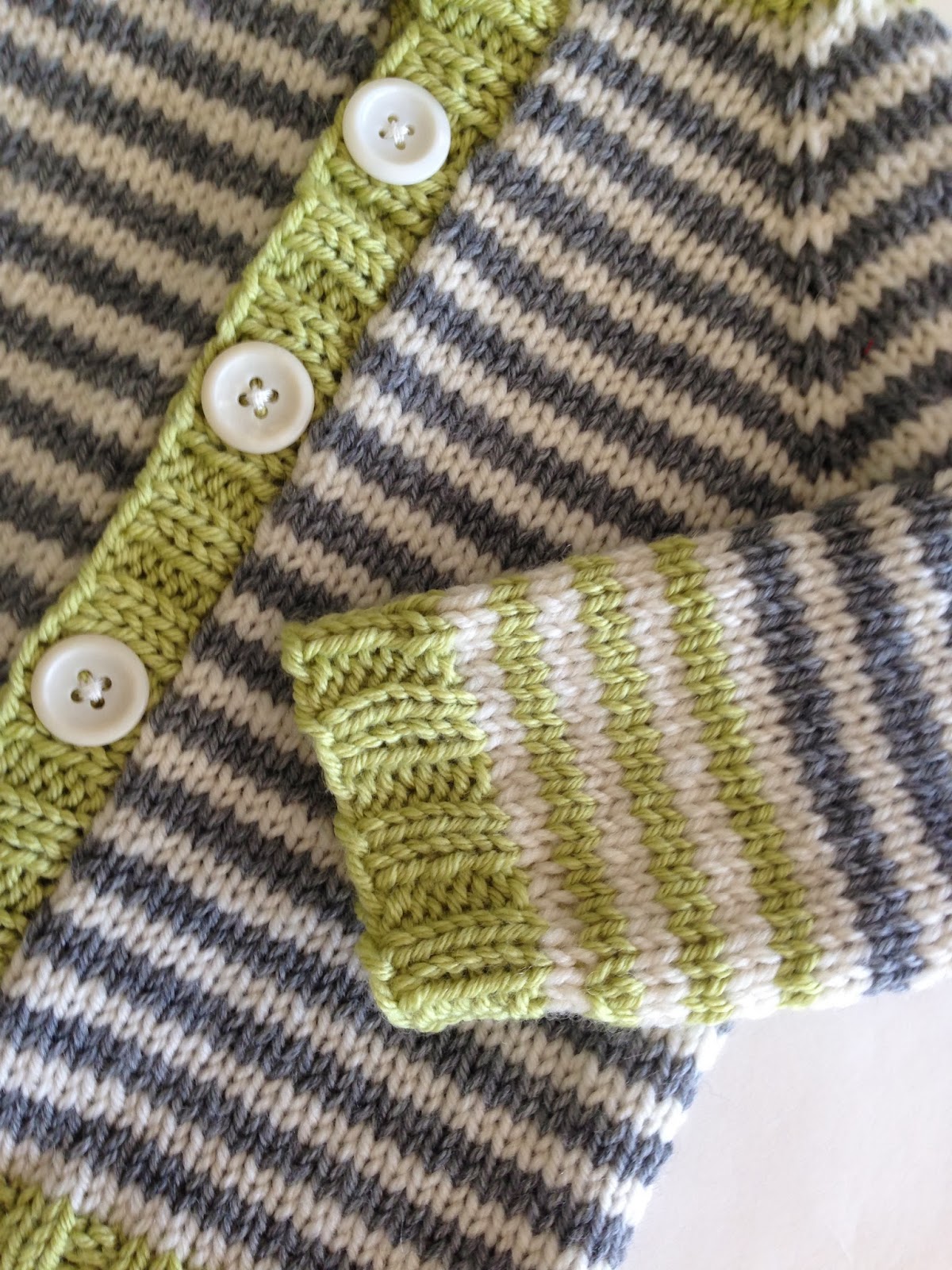 raglan baby sweater pattern