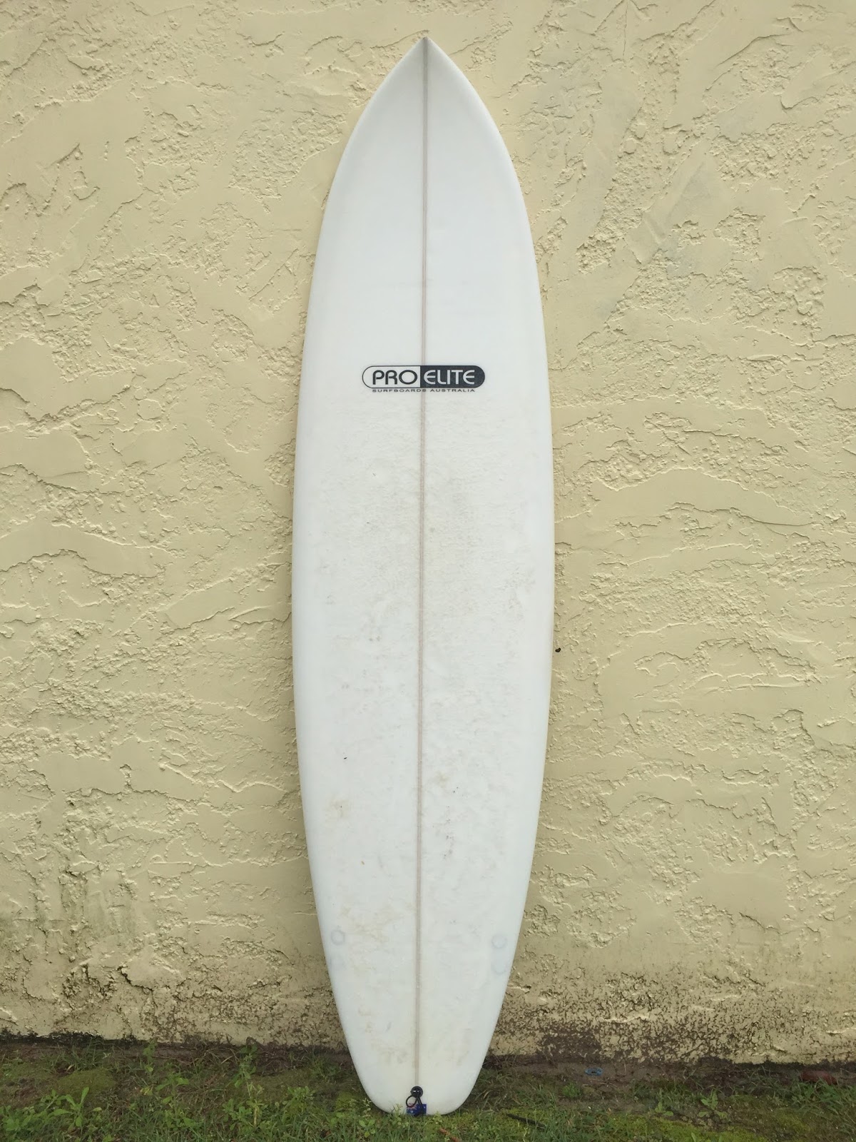 Surfboard Hire Gold Coast MINIMALS