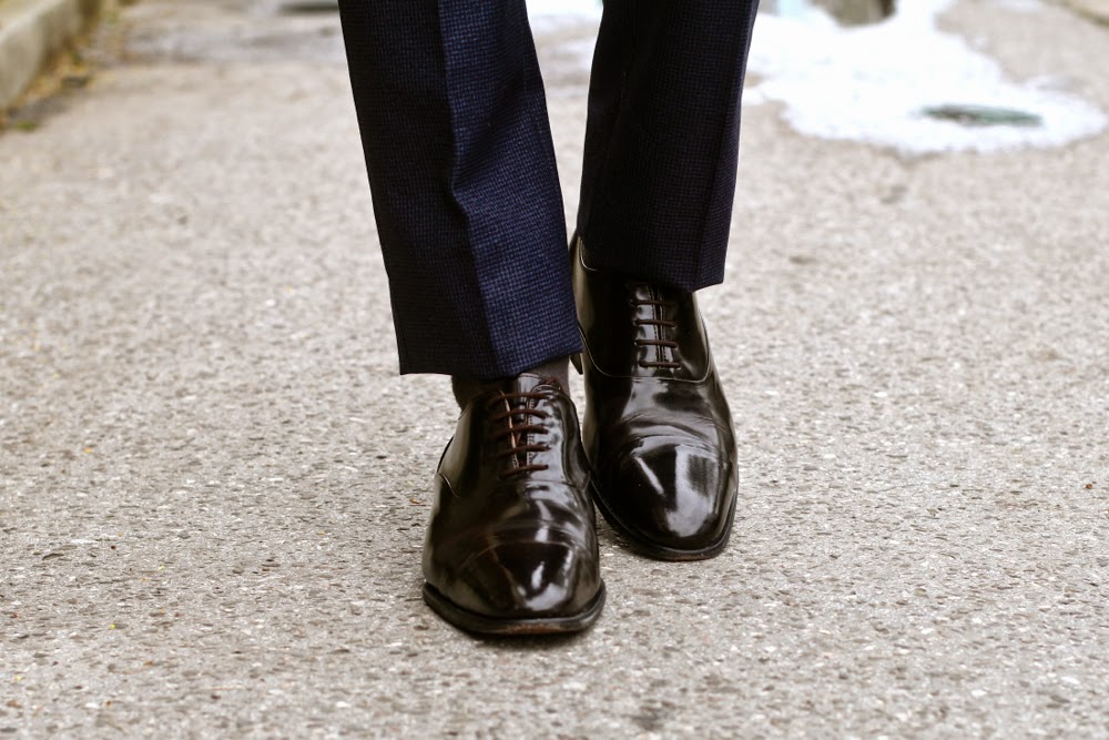 BLOG-MODE-HOMME_San-Marina-Mariage_Atelier-Particlier-grenadine-cravate_Costume-The-Kooples_Mensfashion-Ceremony