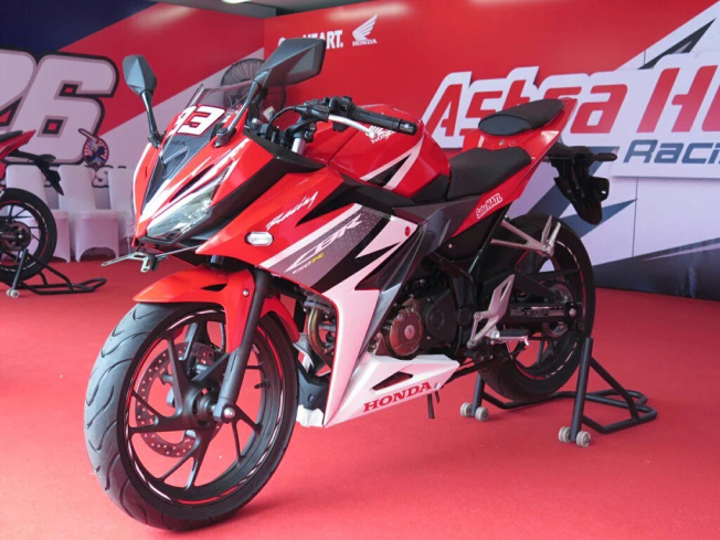 ホンダ 16 Cbr150r モデルチェンジして登場 別館rbb ホンダ 16 Cbr150r モデルチェンジして登場 別館rbb
