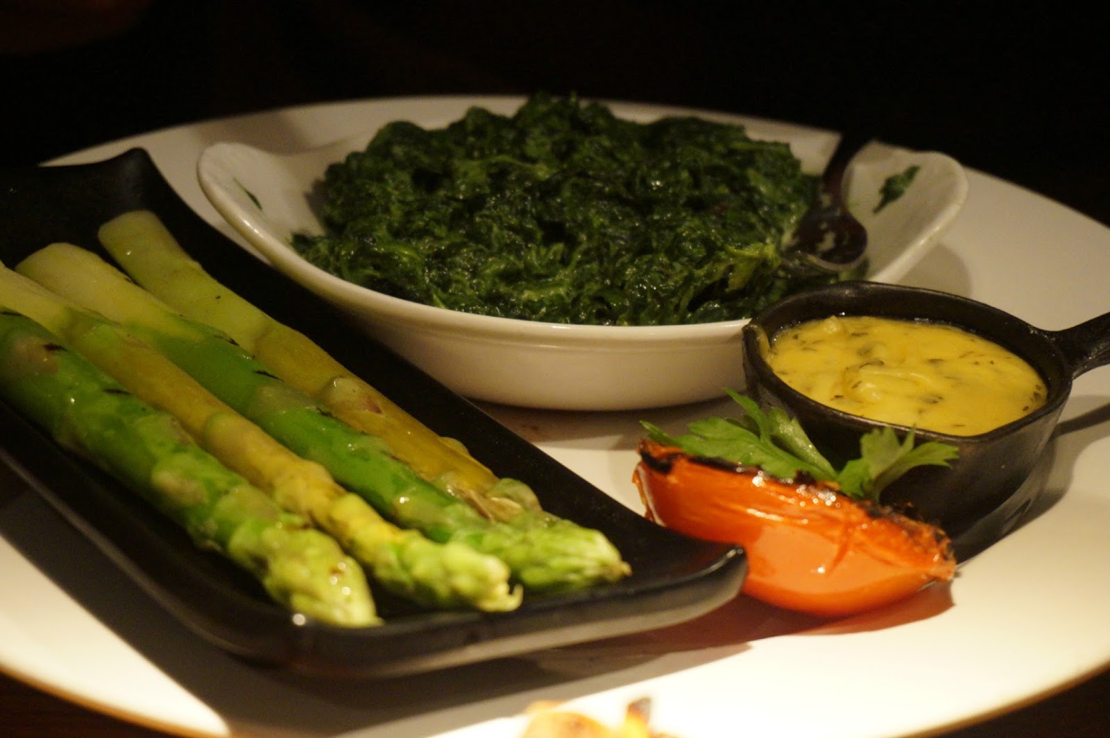 asparagus in bowl