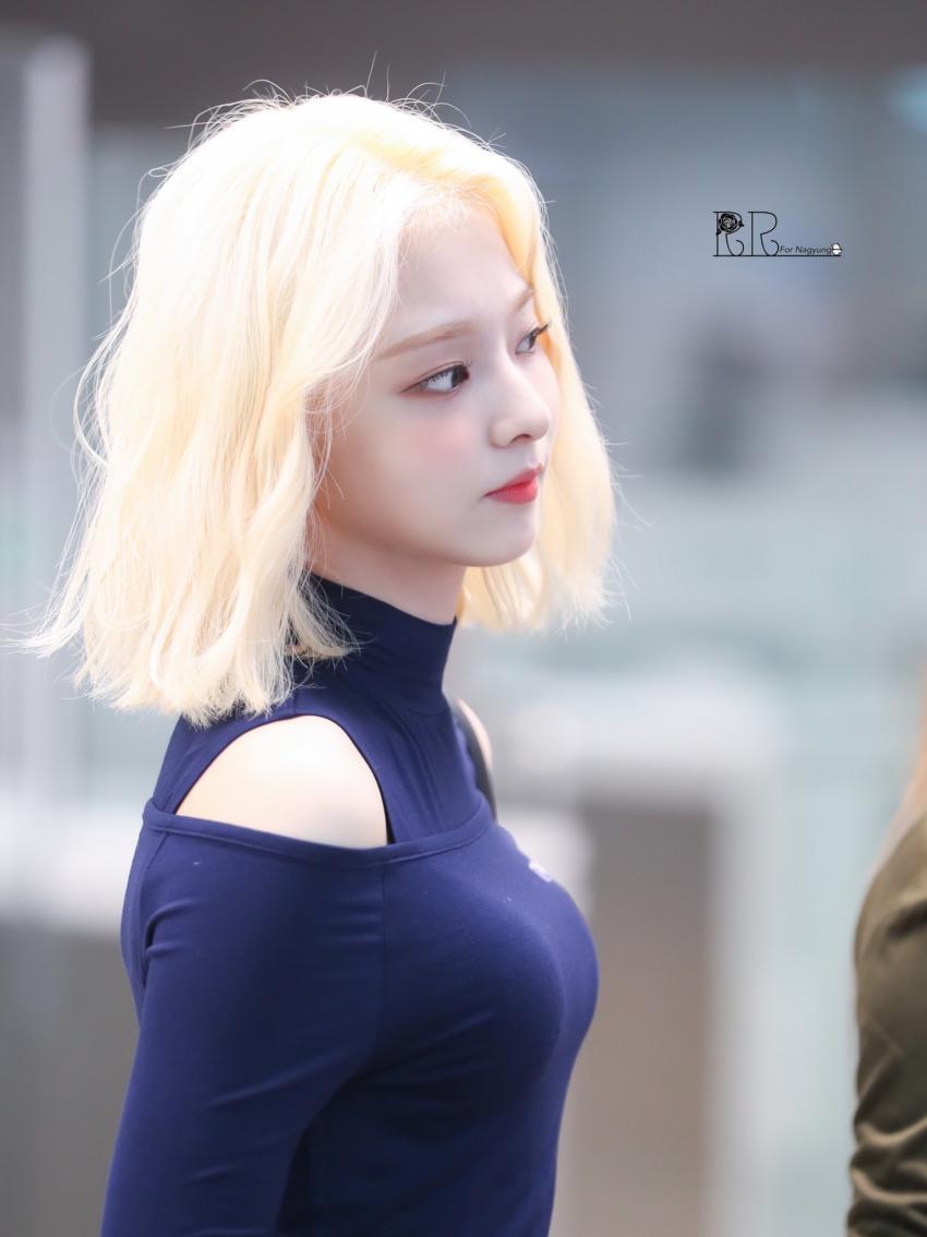 보고싶다 프로미스나인 이나경