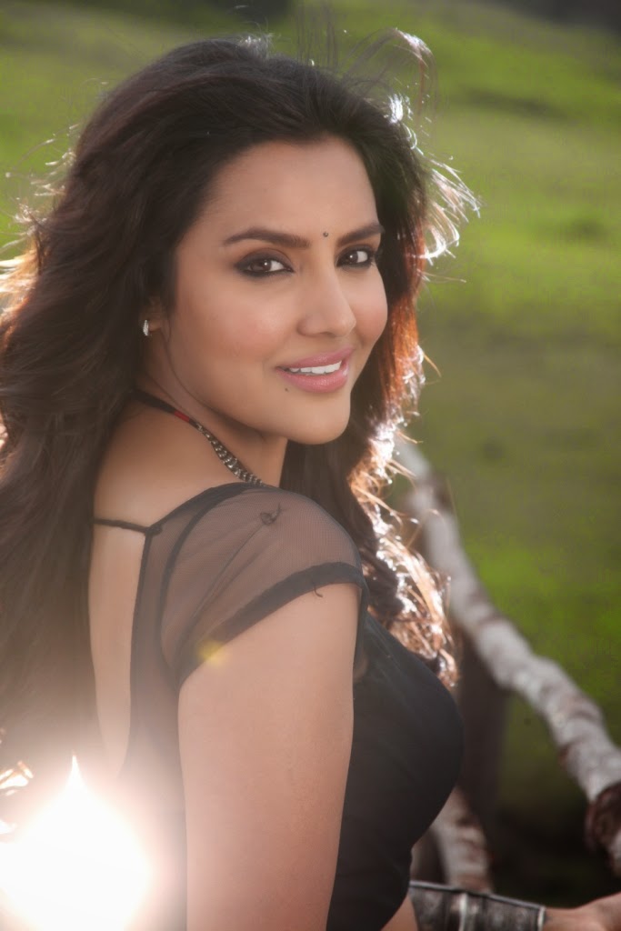 Oru Oorla Rendu Raja Movie Stills - Glamex