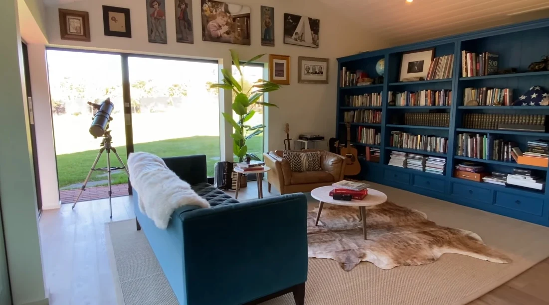 28 Interior Design Photos vs. 6608 Portshead Rd, Malibu, CA Luxury Home Tour
