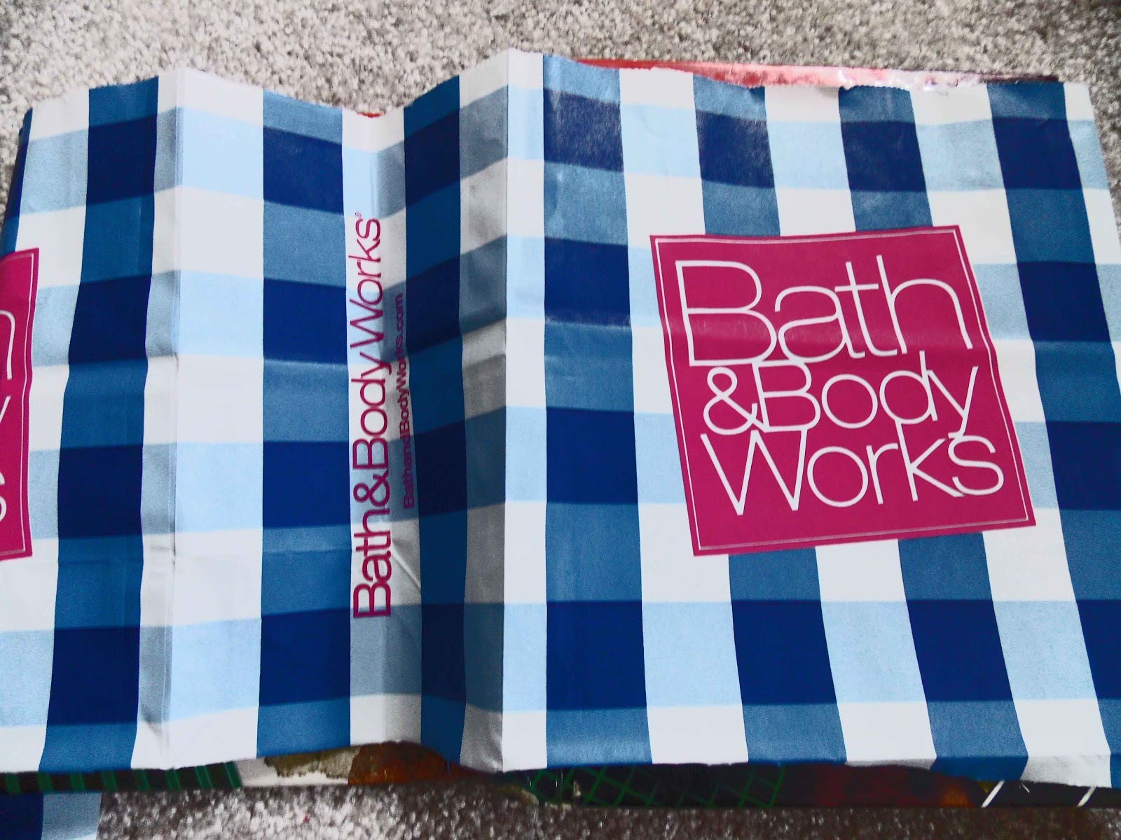 TheWhimsyWoods Shopping Bag Book Covers Tutorial