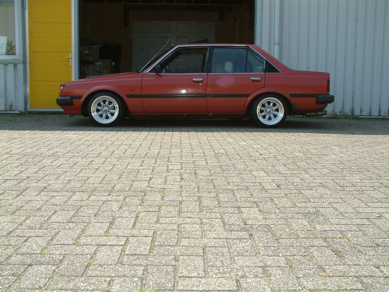 [Image: AEU86 AE86 - carina ta60 daily/drift cru...o carb's )]