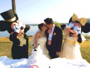 Your Wedding Support: GET THE LOOK - Disney Themed Wedding