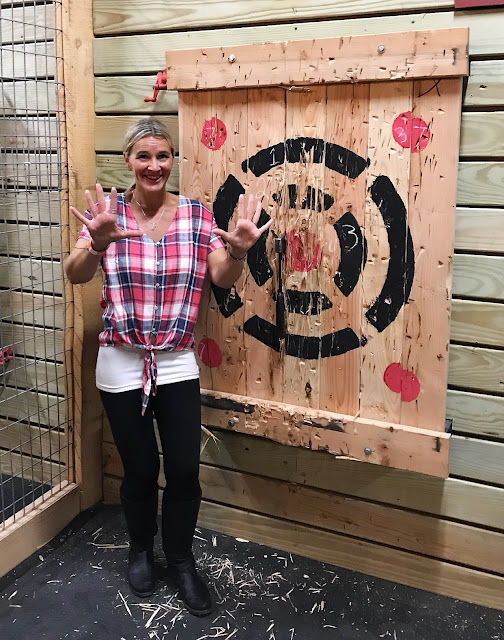 Hatchet Throwing In New Jersey Visiting Stumpy's Hatchet House Green