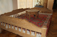 Uzbekistan, Tashkent, Applied Arts Museum, Big Sofa, topchan, © L. Gigout, 2012