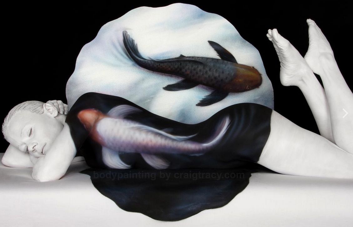 20-Koi Fish-Craig Tracy-Body-Paintings-on-Skin-Canvases-www-designstack-co