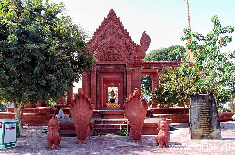 Площадь Независимости. Город Сиануквиль. Камбоджа