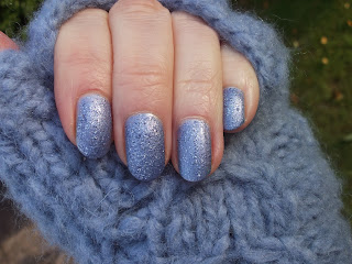 Nails Inspire Frosty Morning