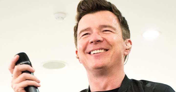 Frenchie's Reviews: #339: RICK ASTLEY - LIVE AT HMV MANCHESTER