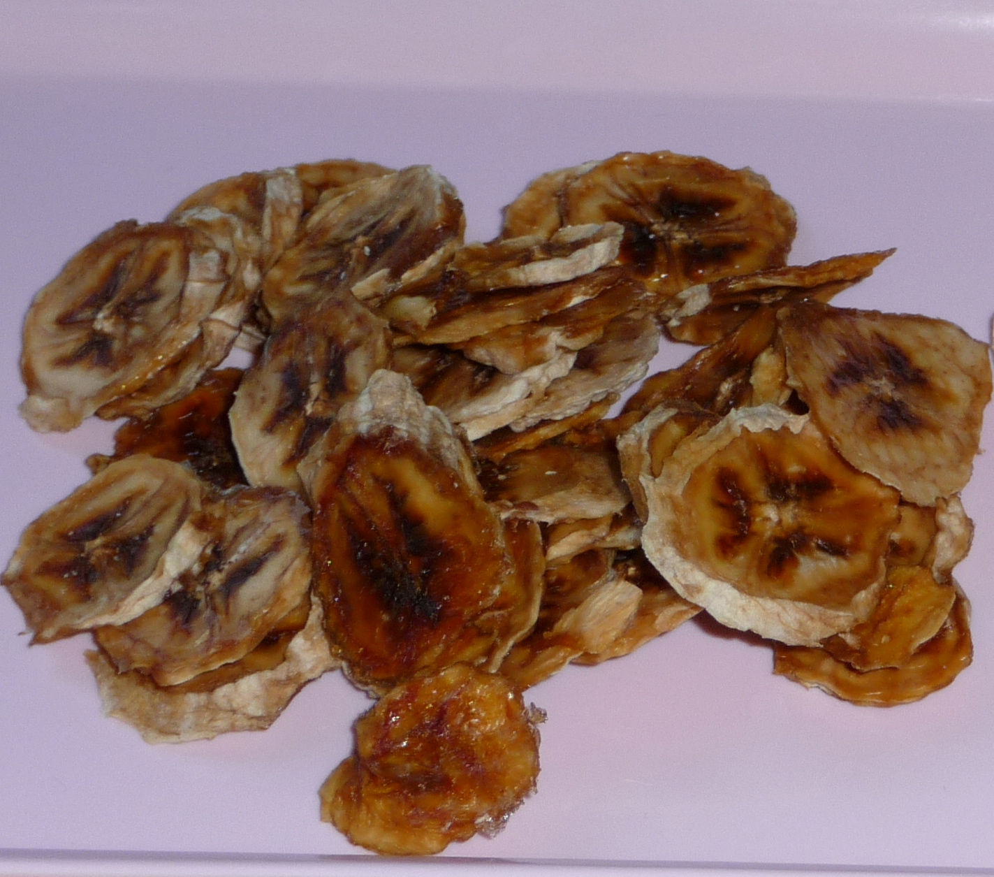 PinkVegan Dried Banana Chips