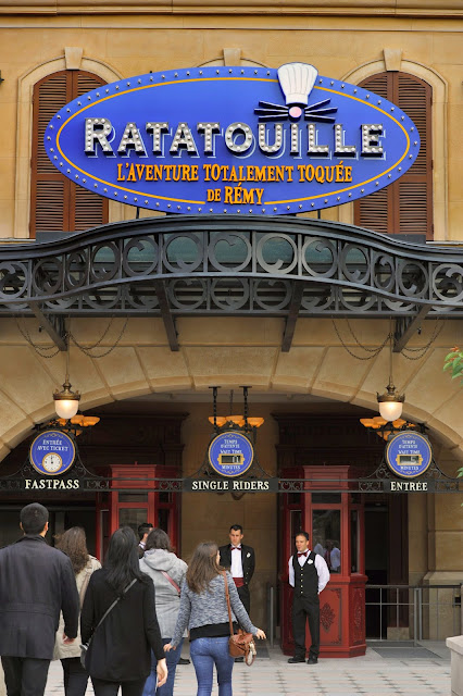 Resultado de imagem para Taking a look at Ratatouille: L’Aventure totalement toquée de Rémy