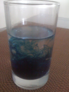 Aprendo jugando en casa: Mamá, ¿cómo funciona el papel toalla?