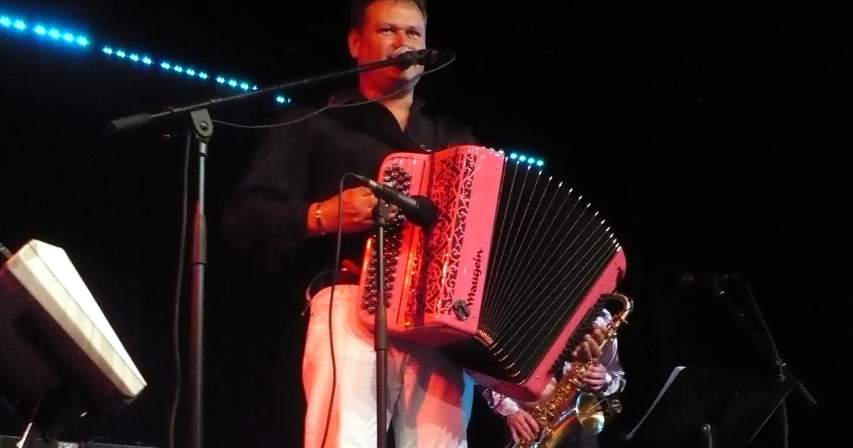 Le Blog de la Danse de Salon François MAZERAT à FONTENAY 45 'Théatro