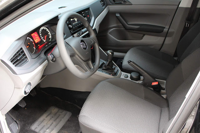VW Polo 1.0 MPI 2018 - interior