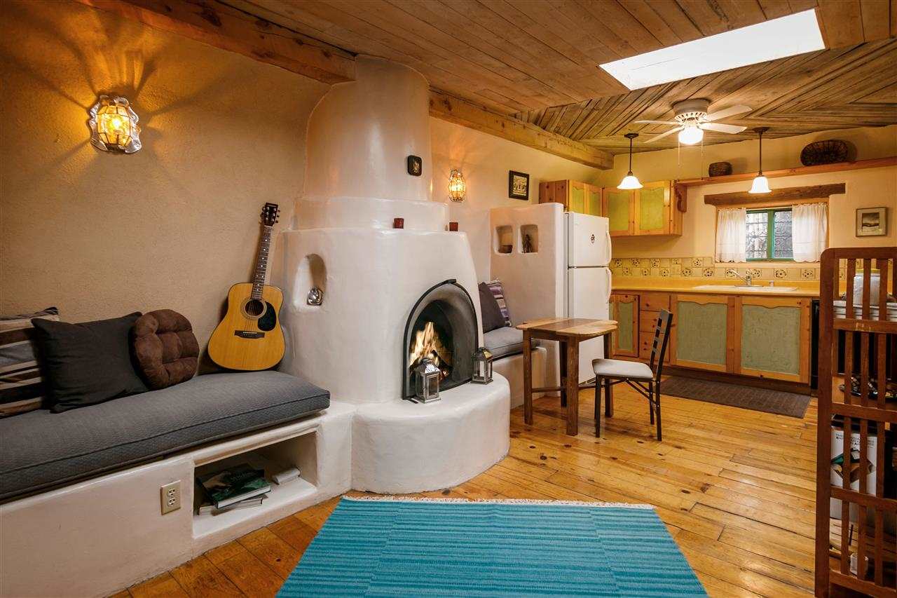Santa Fe Tiny Home [ TINY HOUSE TOWN ]