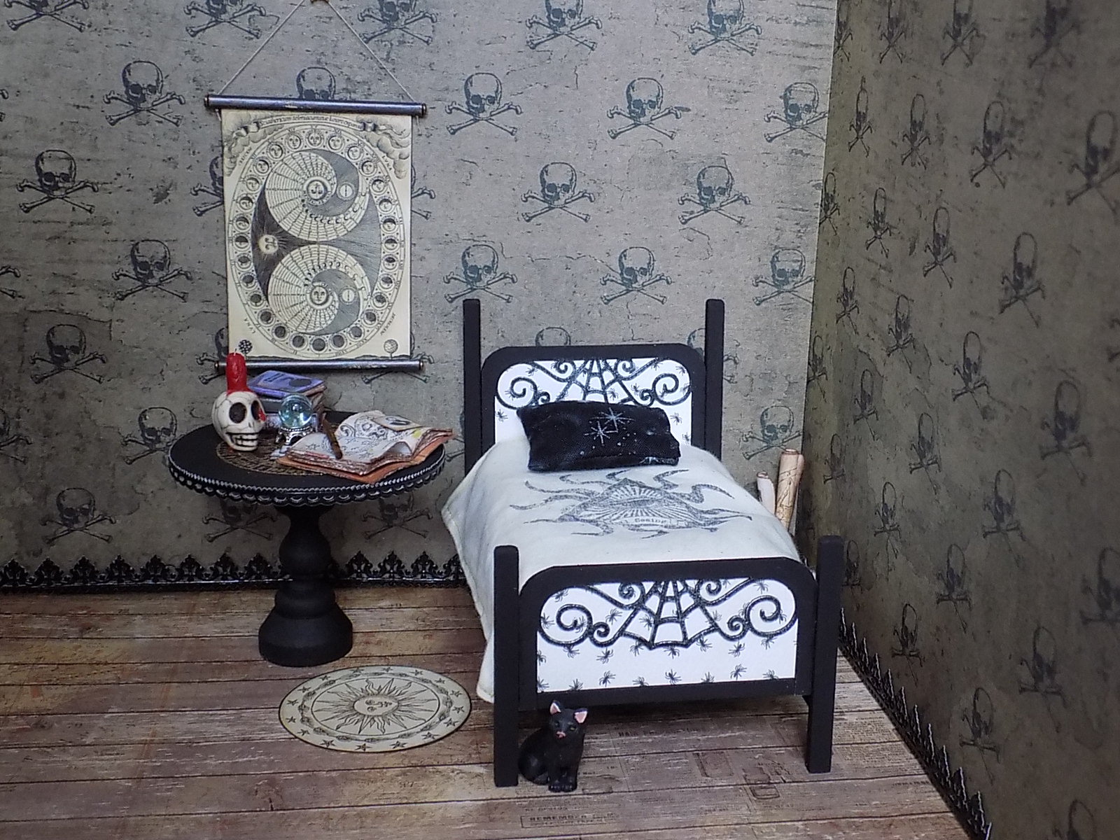 flew the coop Witch's Bed and Table