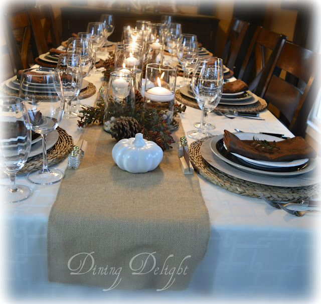 Dining Delight: Thanksgiving Tablescape with Cylinder Vase Centerpiece