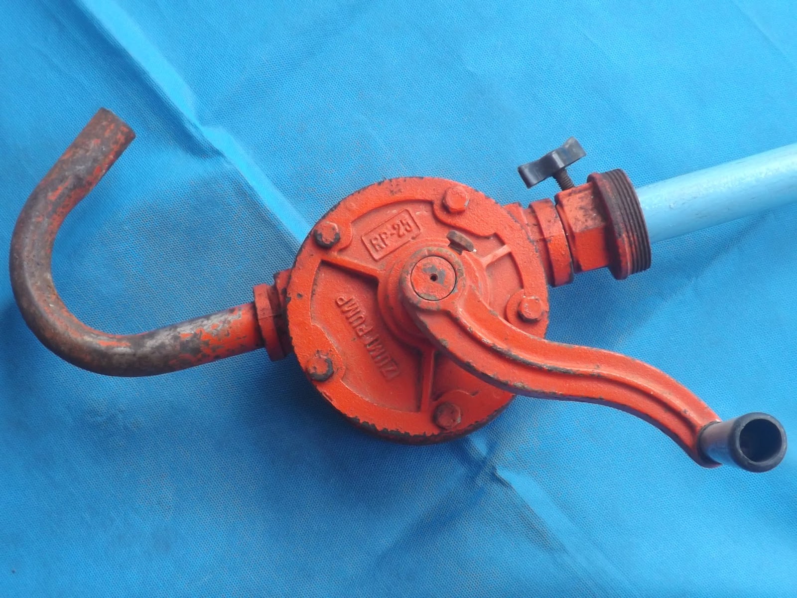 Буровой насос jet. Насосный агрегат 1д-315. Консольный насос к 100-65-200 ливгидромаш. Насос 1. Насос goulds hp2200.