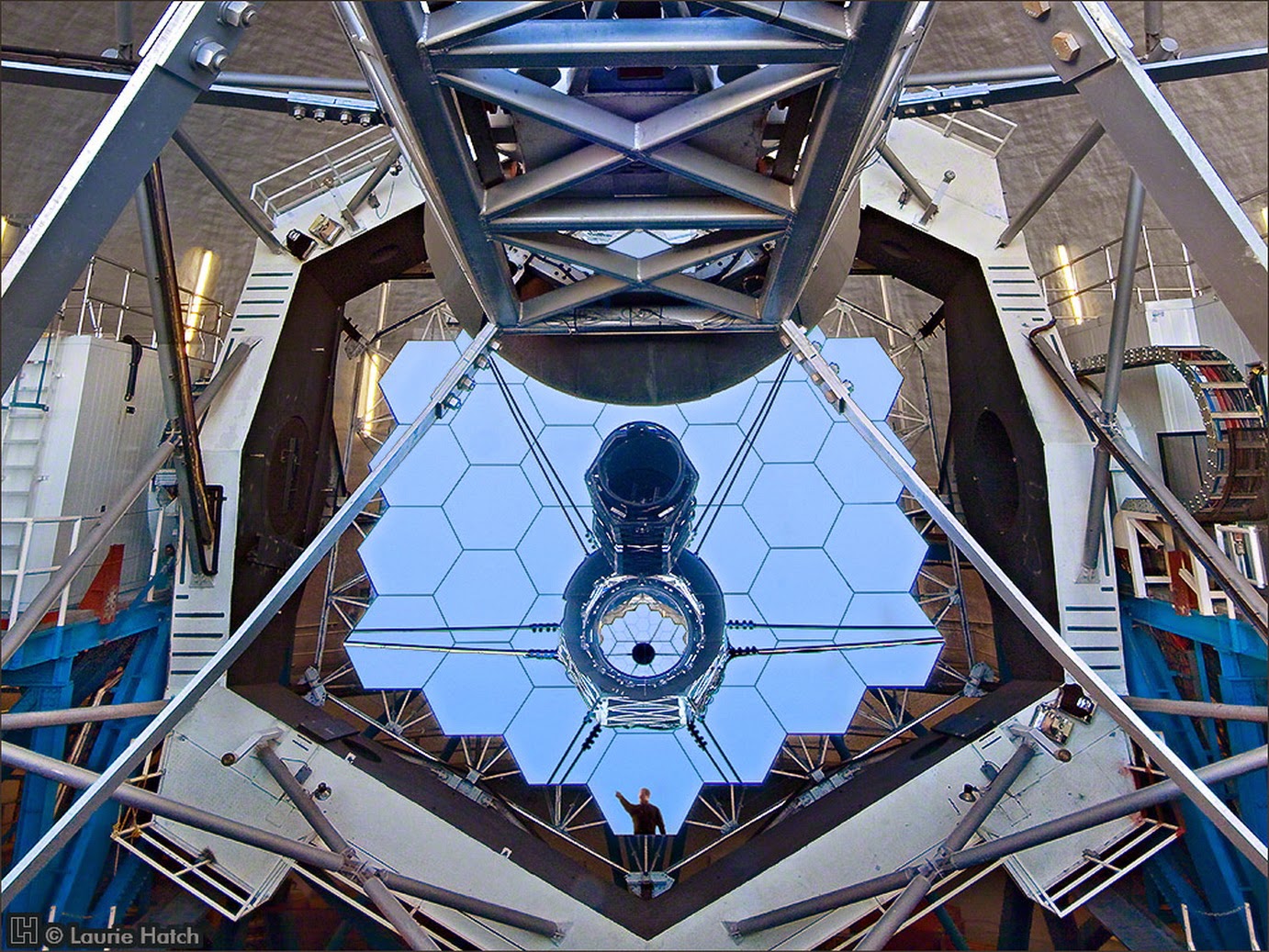 Keck i и keck ii. Ll clawz telescope slowed. Обсерватория кека на гавайях. Keck 1 и keck 2 телескоп. Обсерватория кека телескоп.