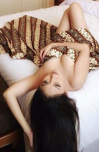 Sassha Carissa Model IGO - Indonesian Girls Only.