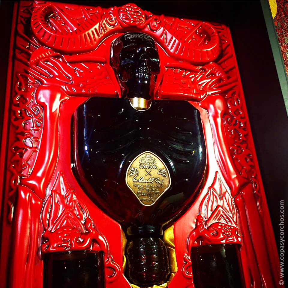 Lanzan Tequila en colaboración con el cineasta Guillermo del Toro y