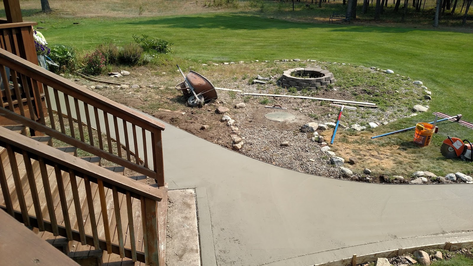 Spud's blog: Back Yard Landscaping - four days of moving dirt and