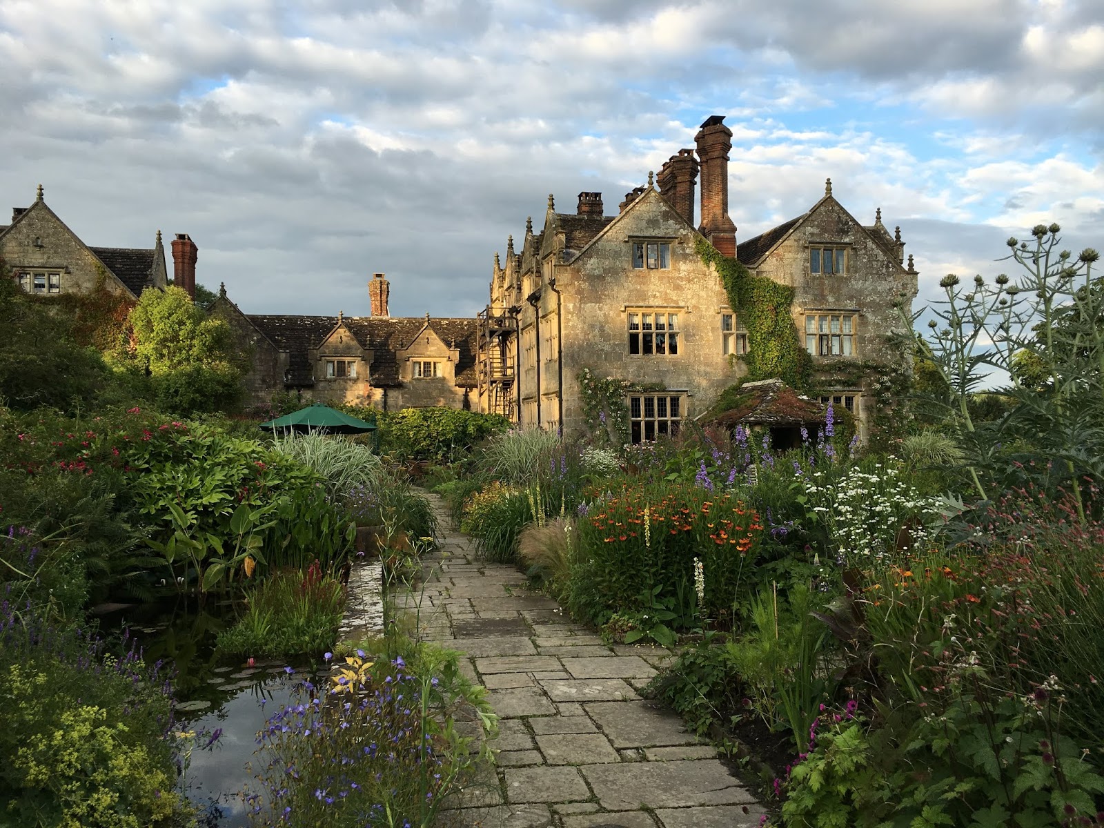 юг англии. The southwest of england достопримечательности. A town the south of england. A town the south of england. юго-восточная англия.