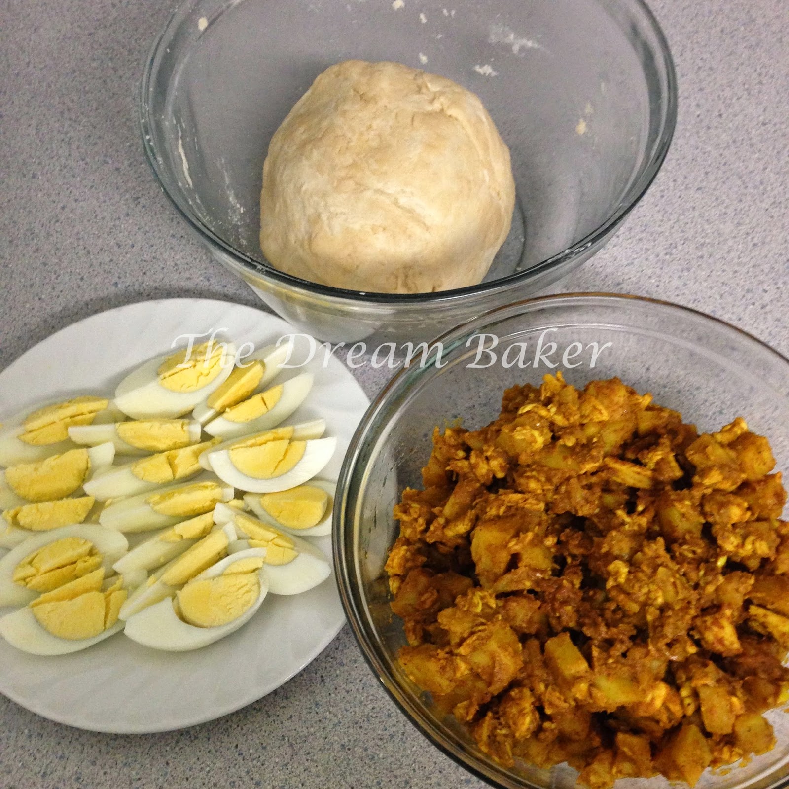 The Dream Baker...: Fried Curry Puffs