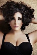 الفنانة الأردنية دانا حمدان حياة الفنانة الأردنية دانا حمدان Dana Hamdan