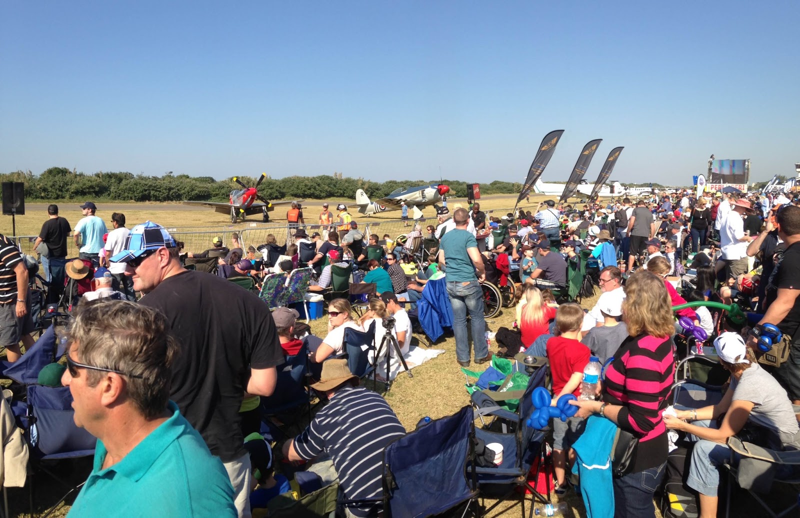 do eagles dare? Virginia Airshow tops