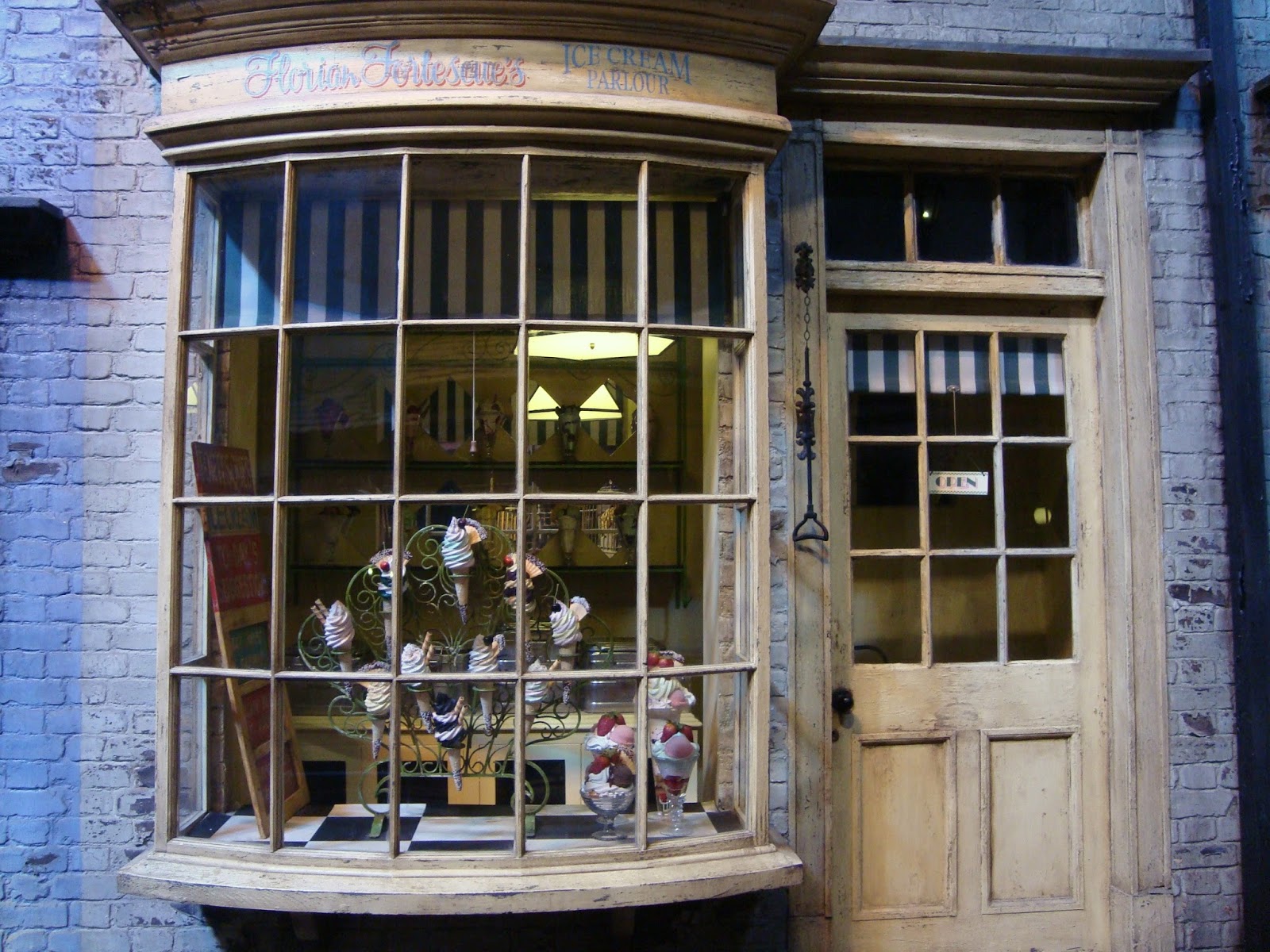 wizarding+world+of+harry+potter+diagon+a