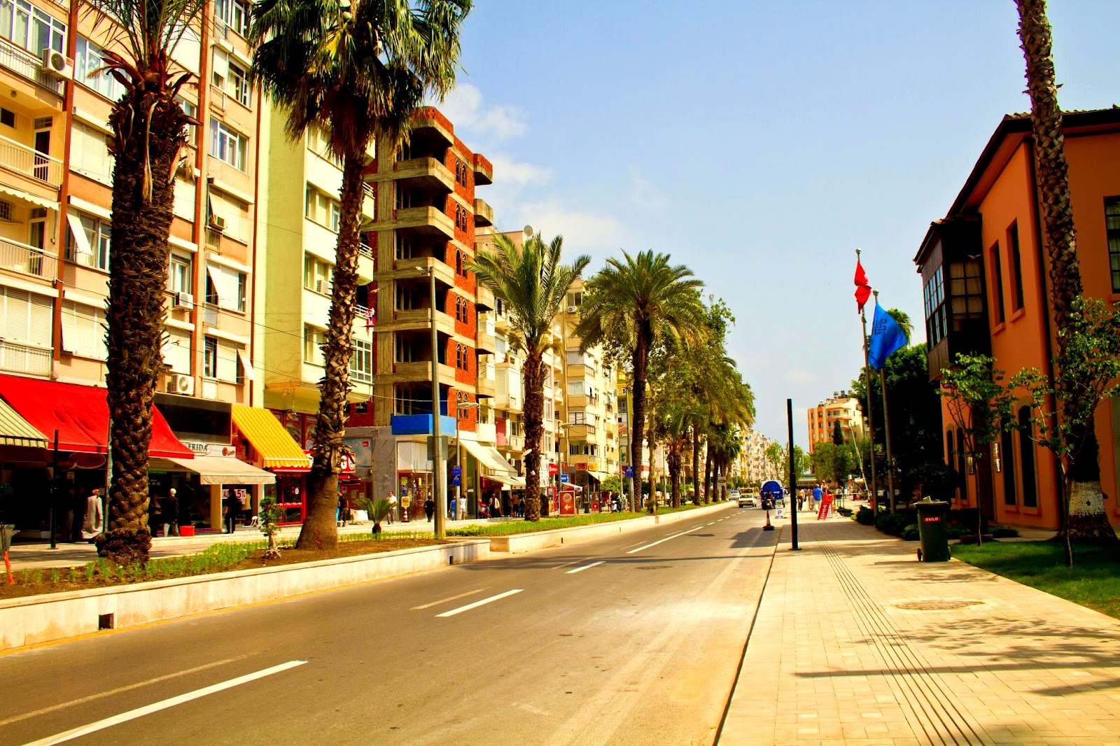 улица ататюрка в анталии. ататюрк турция улица анталия. улица ишиклар в анталии. главная улица анталии. парк ататюрка анталия.